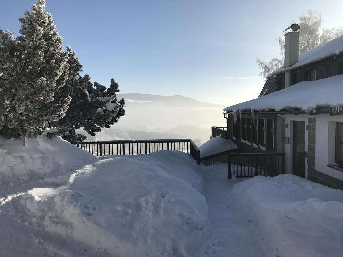 Aneta Hotel & Restaurant Vítkovice Dış mekan fotoğraf