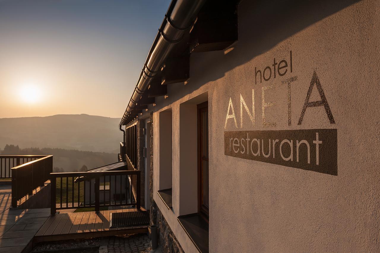 Aneta Hotel & Restaurant Vítkovice Dış mekan fotoğraf